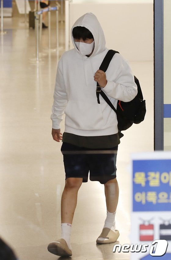 Ким Сон Хо был замечен в аэропорту Инчхон, возвращаясь из Таиланда