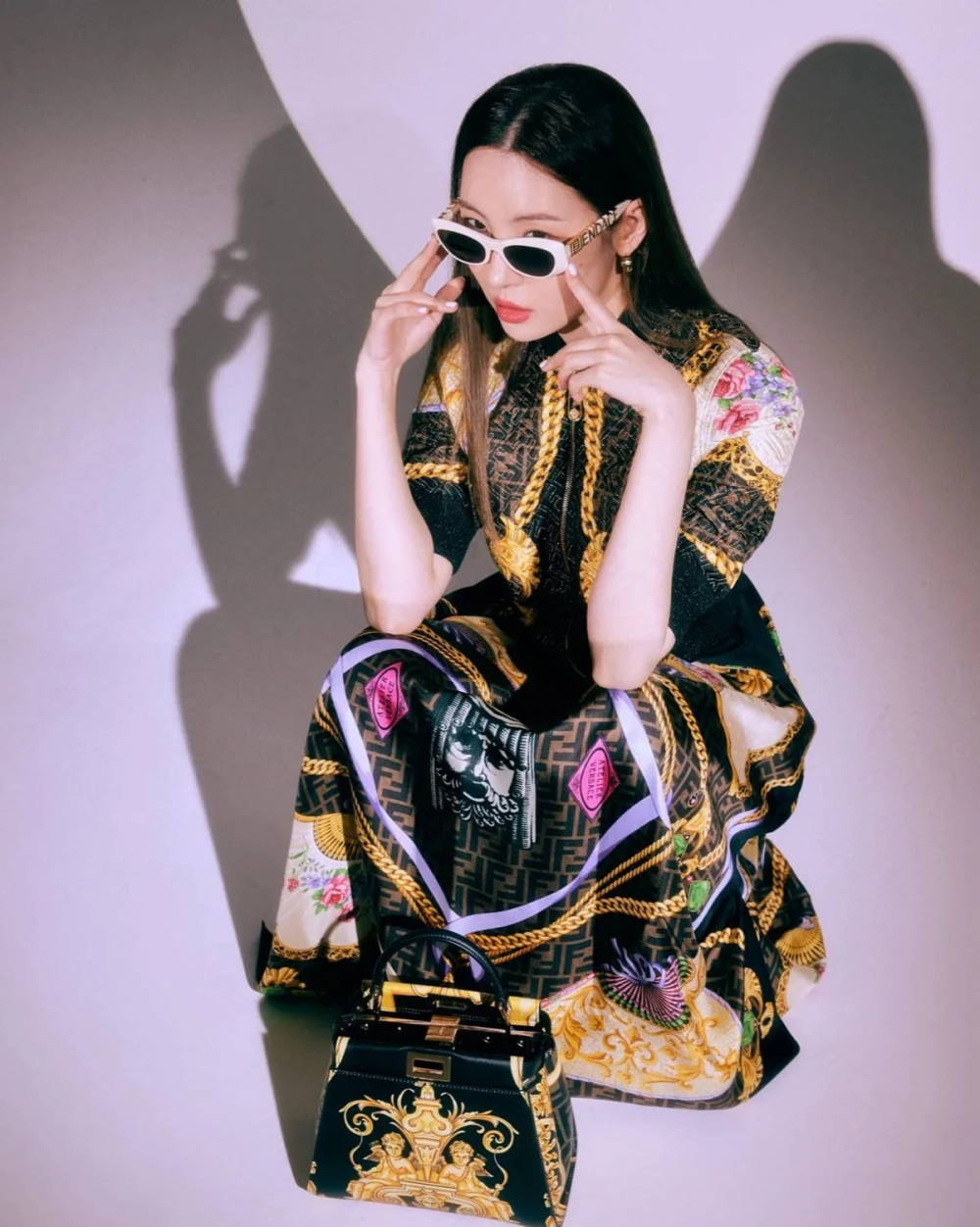 Корейские знаменитости, которые были спонсированы коллаборацией Fendi x Versace «Fendace»