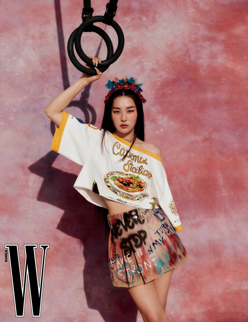 Стильная фотосессия Сыльги (Red Velvet) для журнала «W Korea»