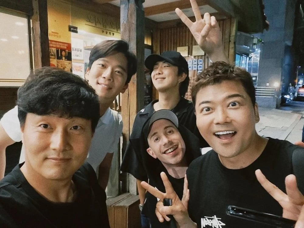 RM из BTS впервые за долгое время встретился с коллегами по шоу «Проблемные мужчины»