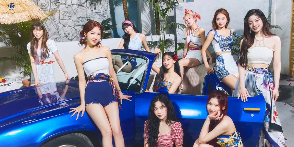 Все 9 участниц TWICE продлили контракты с JYP Entertainment