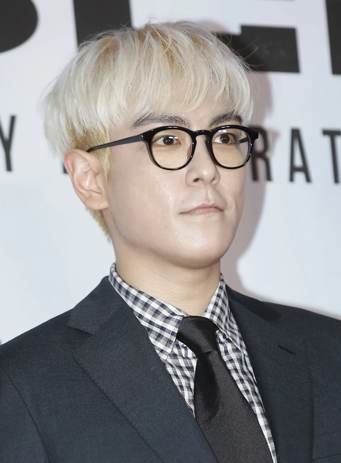T.O.P из BIGBANG появился на VIP-показе фильма «Аварийное положение»