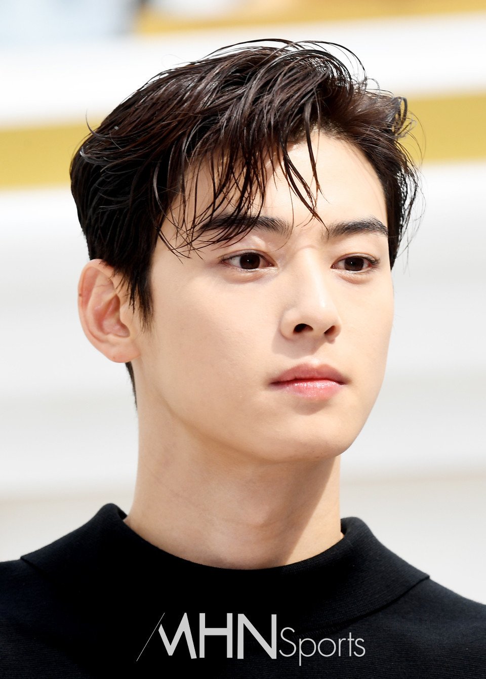 ASTRO Cha Eunwoo's Genuine Personality Surprises A Guest At The Dior Men's  Fall 2023 Collection Event - Koreaboo