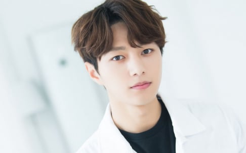 INFINITE, Kim Myung Soo (L)