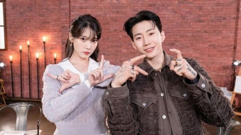 IU, Jay Park