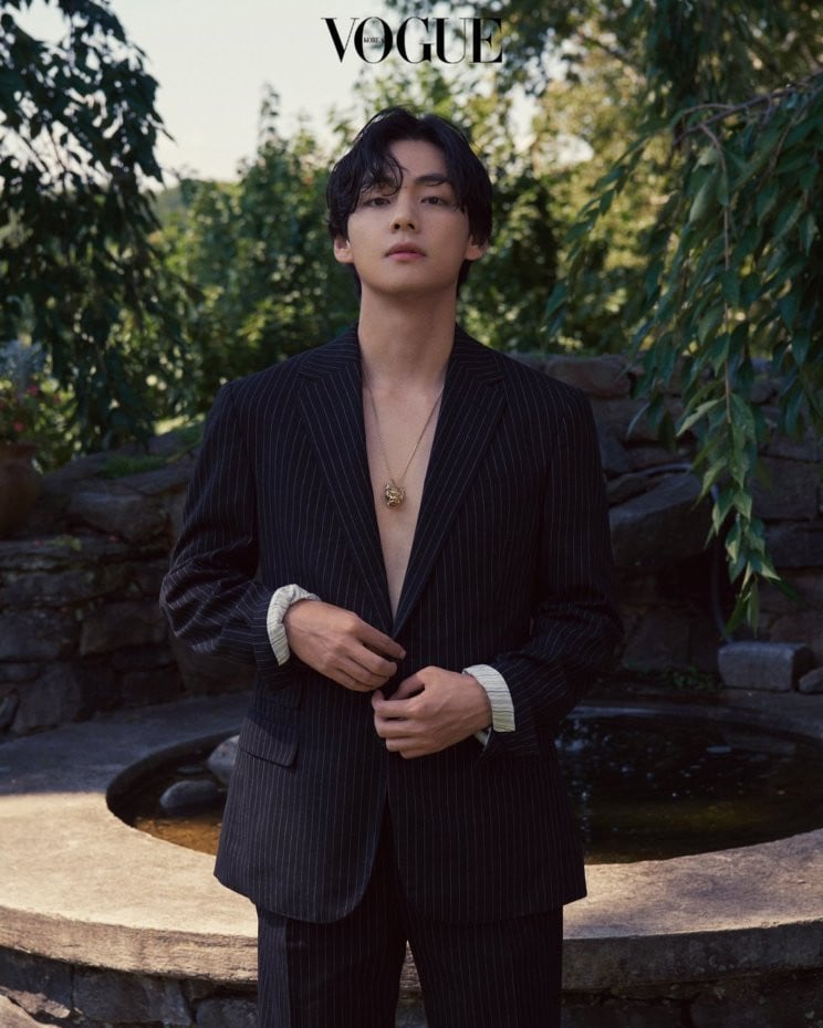 BTS V for VOGUE Korea x CARTIER/ RALPH LAUREN October Issue 2022