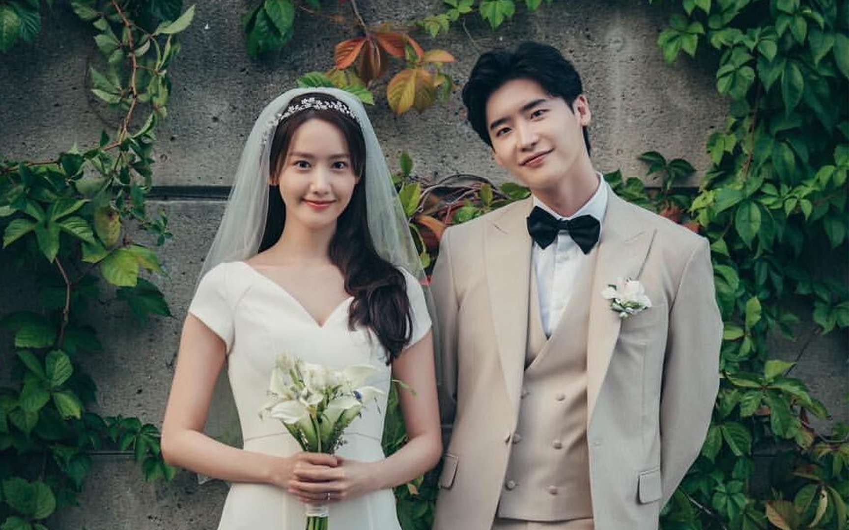 Lovely wedding photos of YoonA and Lee Jong Suk from 'Big Mouth