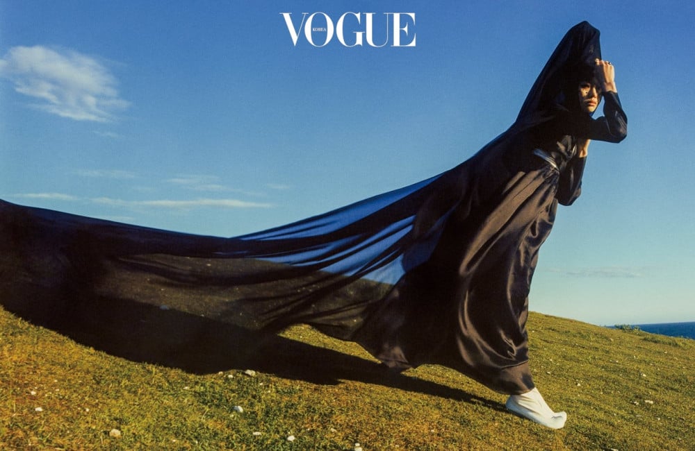 Чон Хо Ён в ханбоках для журнала «Vogue Korea»