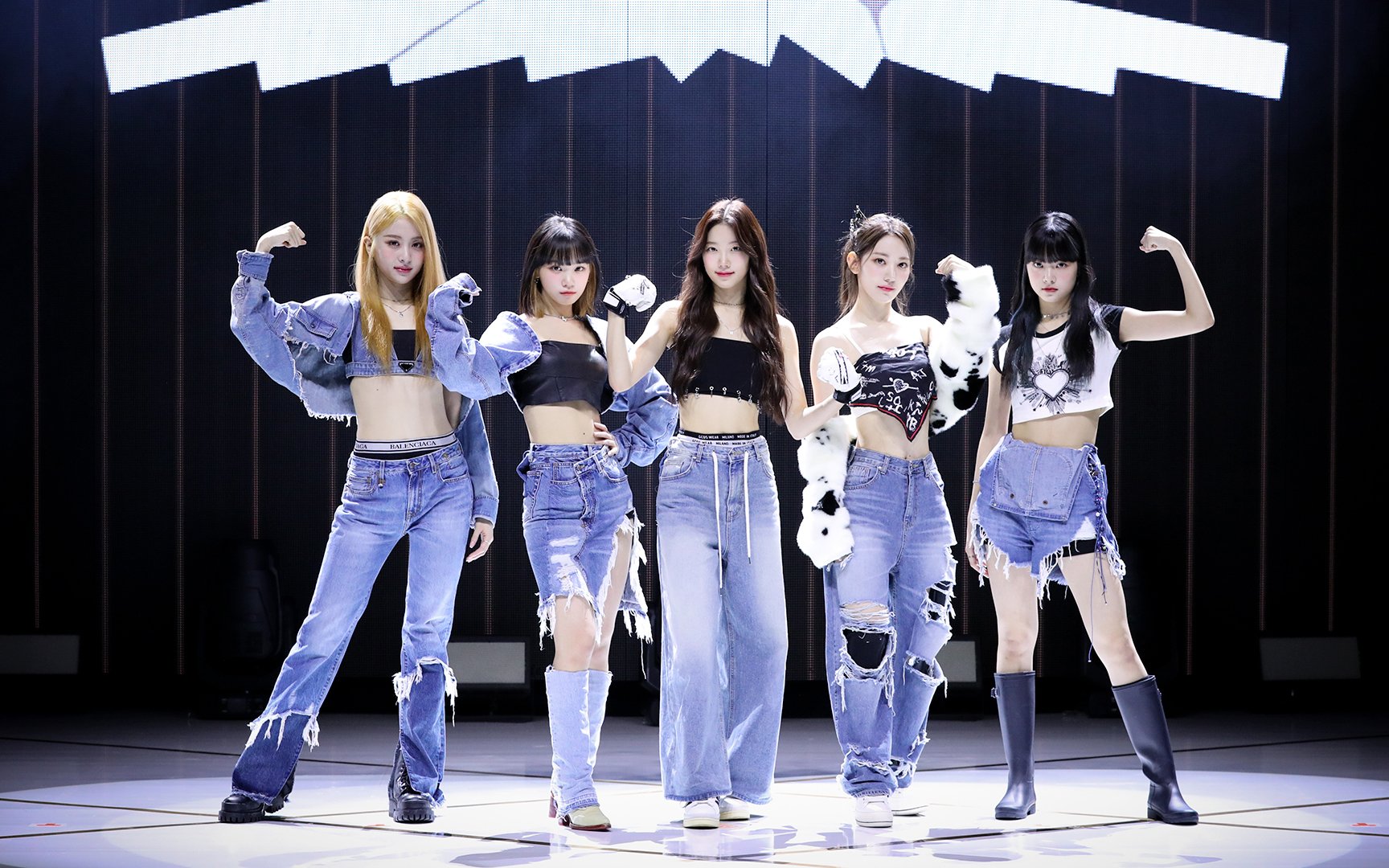 LE SSERAFIM responds to a question about their first comeback with the