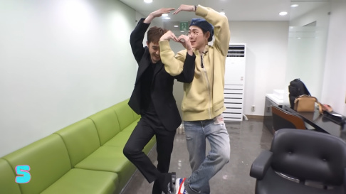 Zico, EXO, Doh Kyung Soo (D.O.)