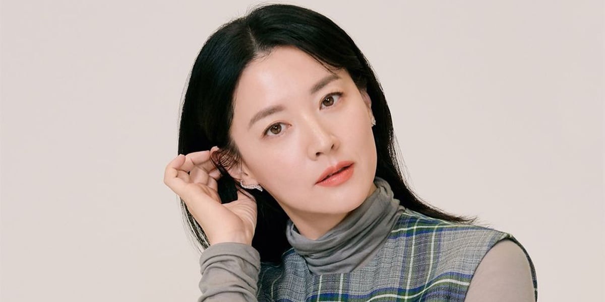 Actress Lee Young Ae steps up to pay for the transportation of a