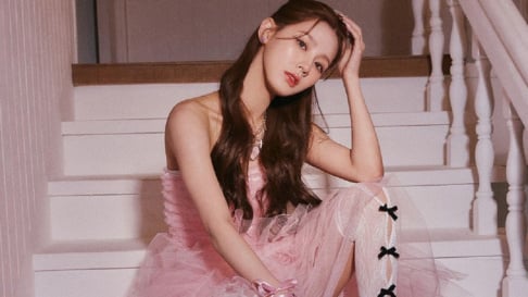 (G)I-DLE, Miyeon