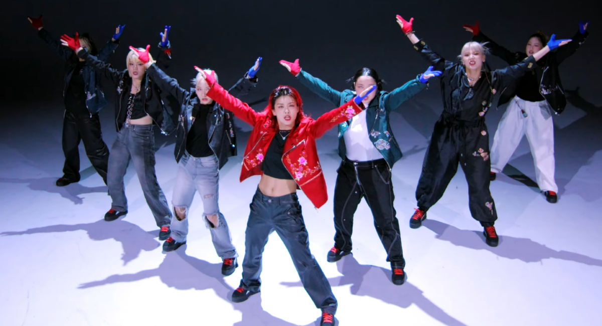 'Street Woman Fighter' crew Hook cheers on Team Korea with 'We Will 