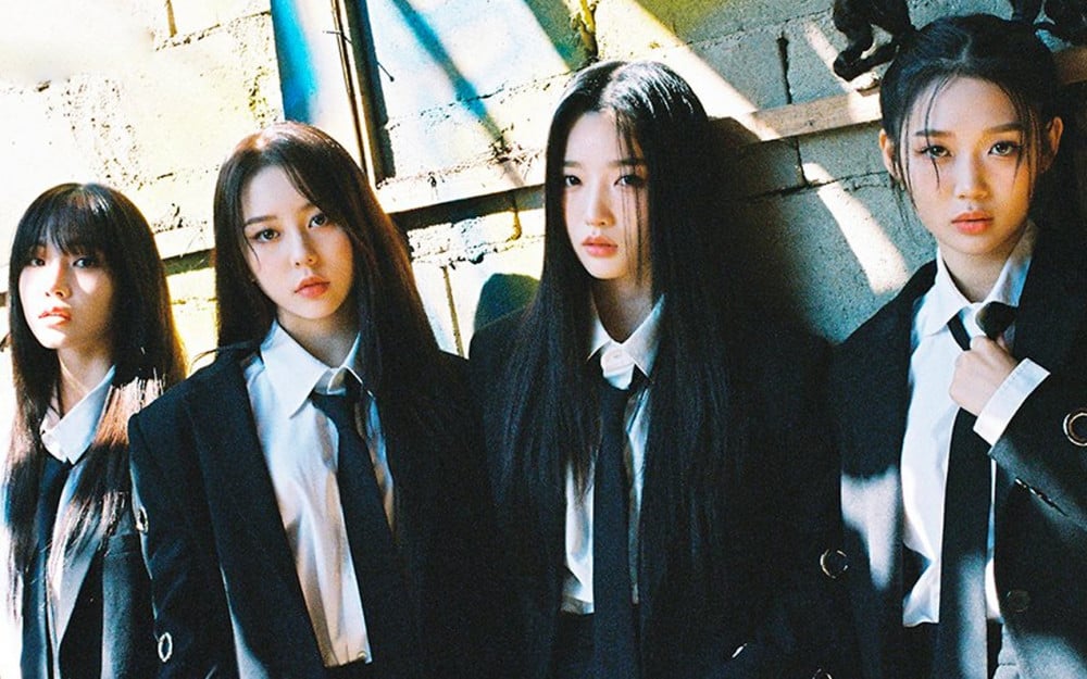 tripleS's subunit AAA disbands because they weren't able to sell 100,000  albums