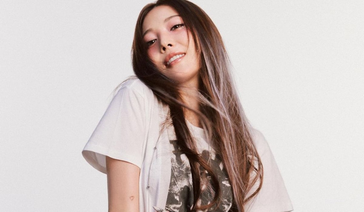 BoA’s new mini album ‘Forgive Me’ ranks #1 on the iTunes ‘Top Album