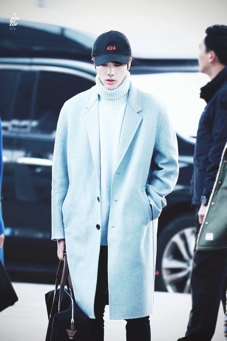 7 Times BTS' Jin totally nailed Winter Fashion