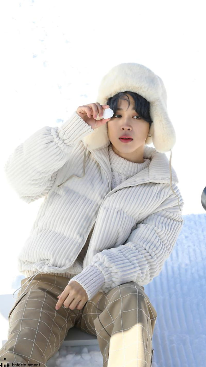 LOOK: BTS Jimin's outfits you can copy even in PH weather