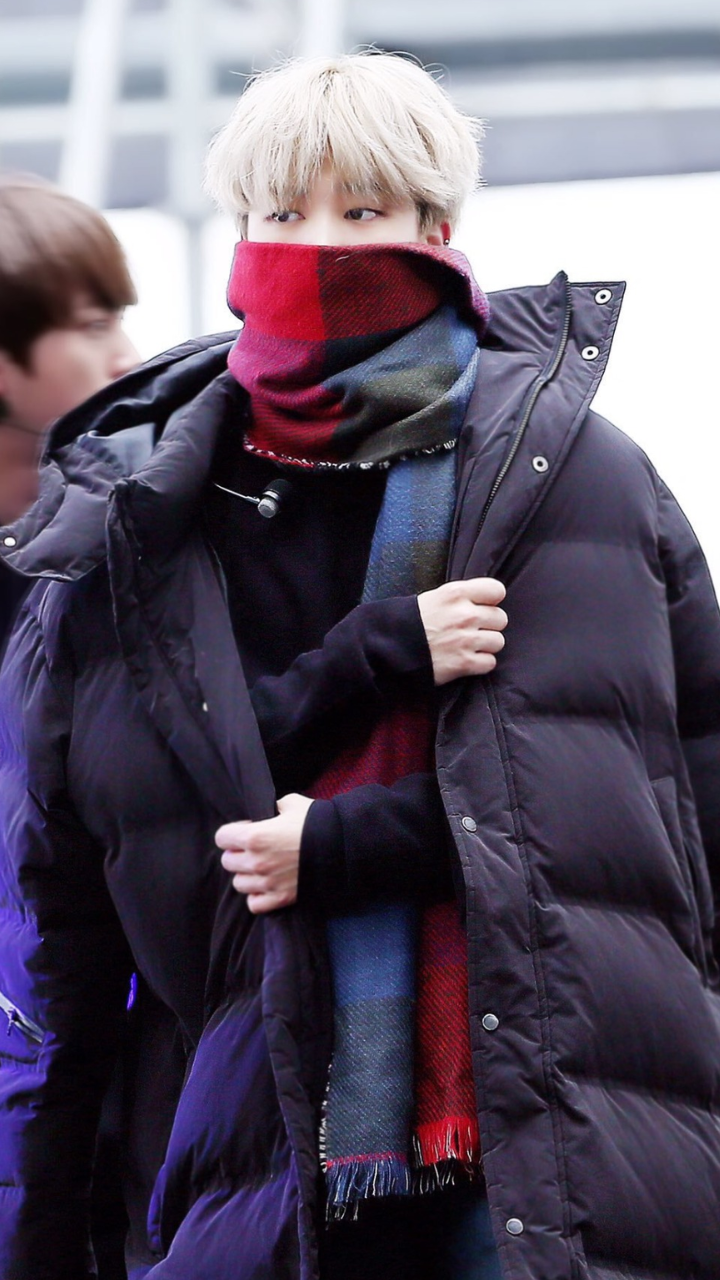 BTS Jimin's Laidback Stylish Airport Outfit Is A Must-Have This Winter