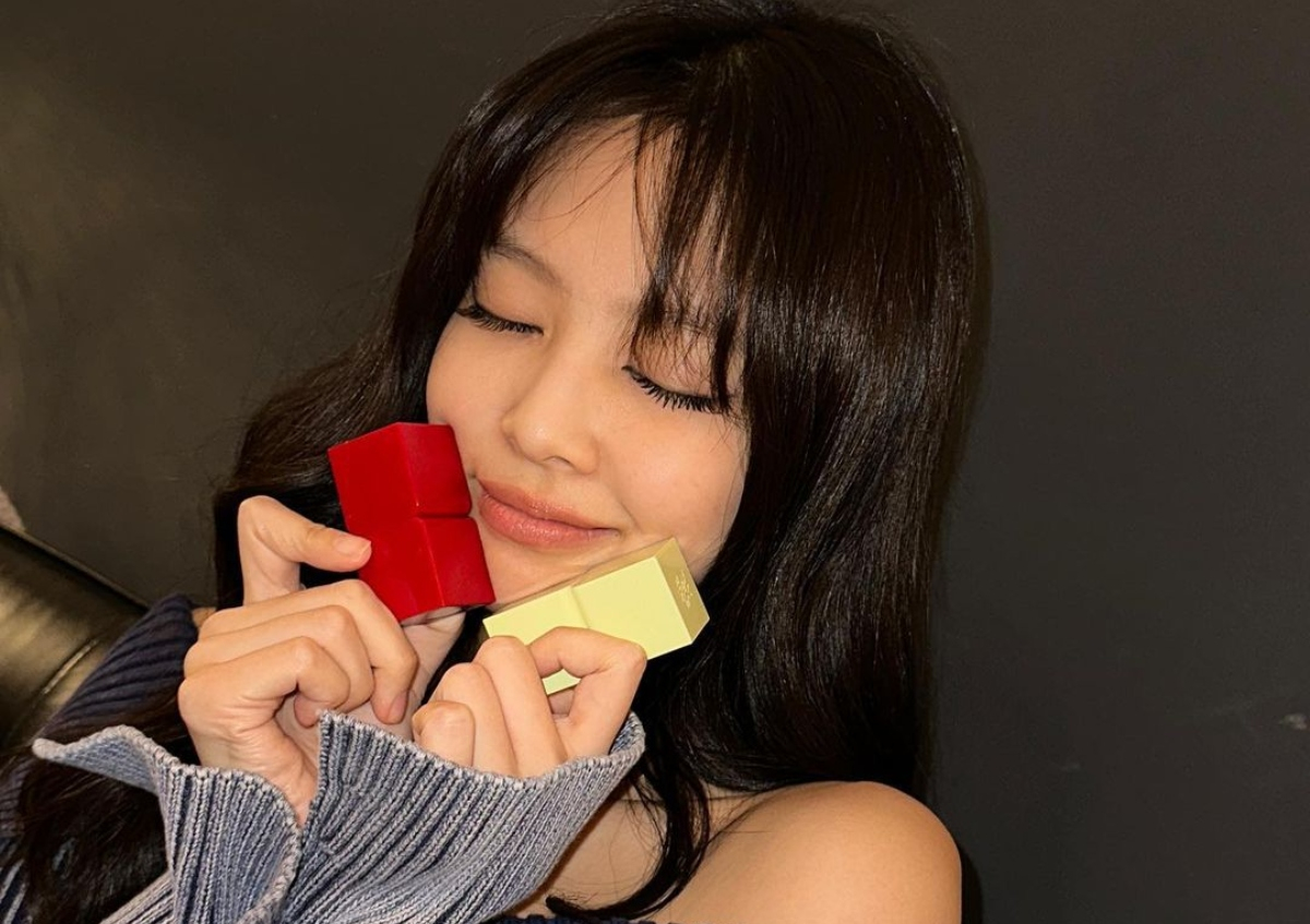 BLACKPINK's Jennie captivates with her beauty in her latest Instagram