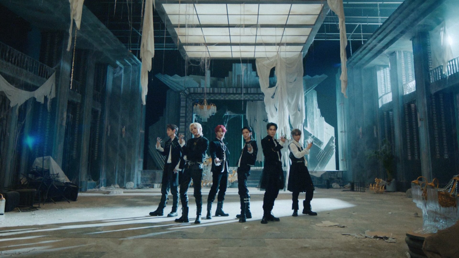 WayV drops performance video for their latest title track ‘Phantom