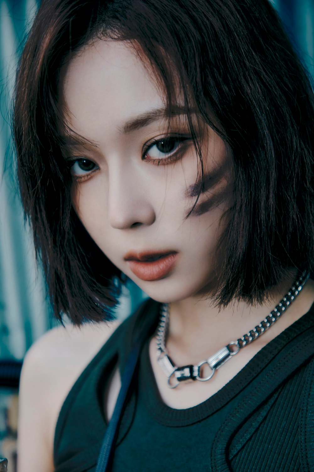 Taeyeon, Wendy, and Winter are fierce warriors in the new teaser images ...