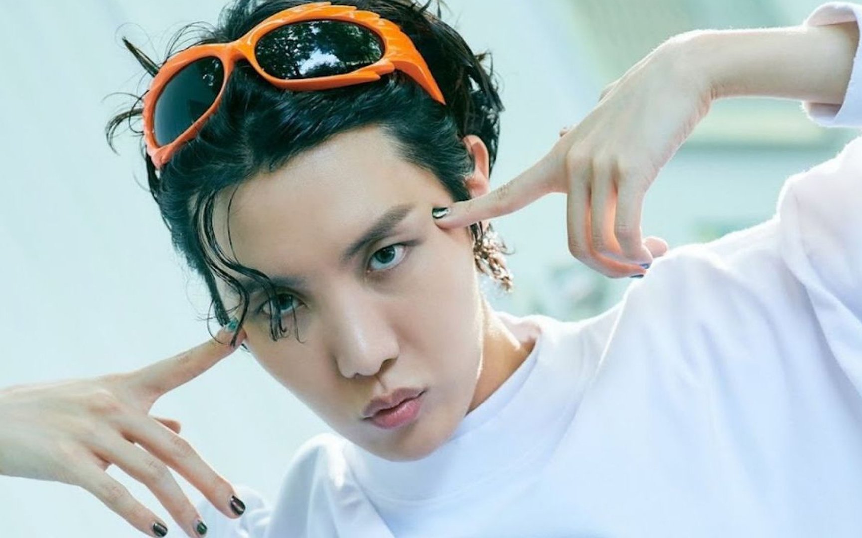 BTs' J-Hope Models in Louis Vuitton Fall/Winter 2023 Campaign: Watch –  Billboard