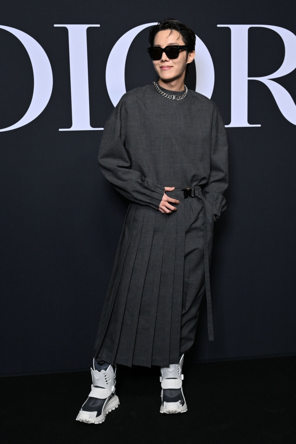 Jhope dior in 2023  Dior fashion show, Dior, Fashion