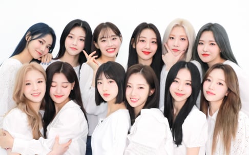 LOONA, HeeJin, HaSeul, YeoJin, JinSoul, Kim Lip, Choerry, Yves, Chuu, Go Won, Olivia Hye