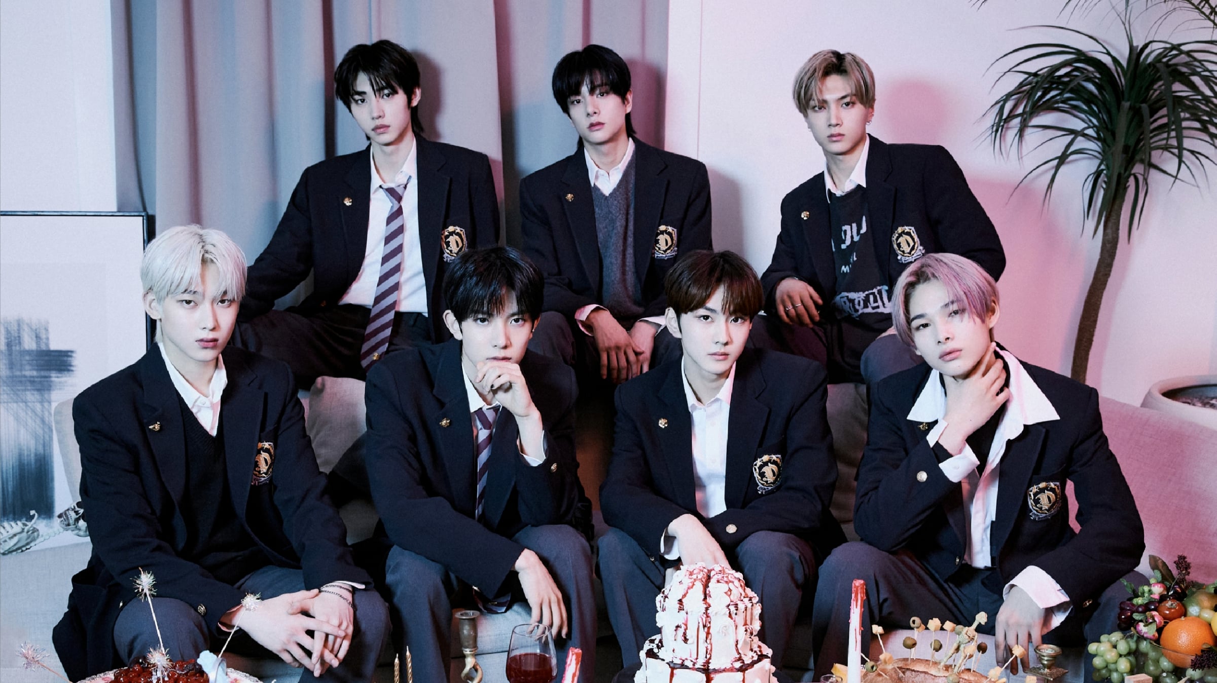 Border day one enhypen обложка. Enhypen группа сону. Бтс и арми навсегда. Enhypen flicker. Участники группы энхайпен.