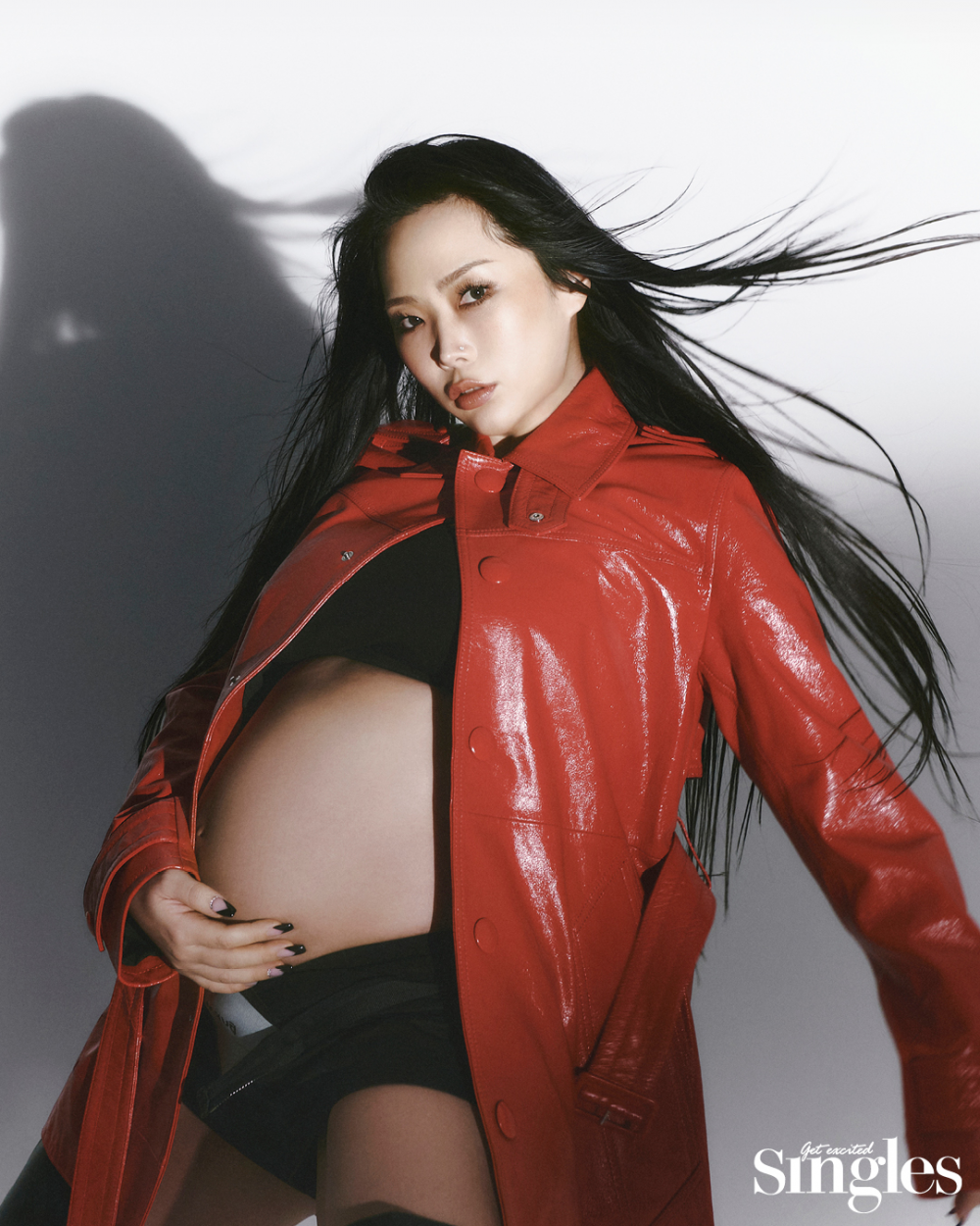 Фотосессия беременной Honey J для мартовского выпуска журнала Singles