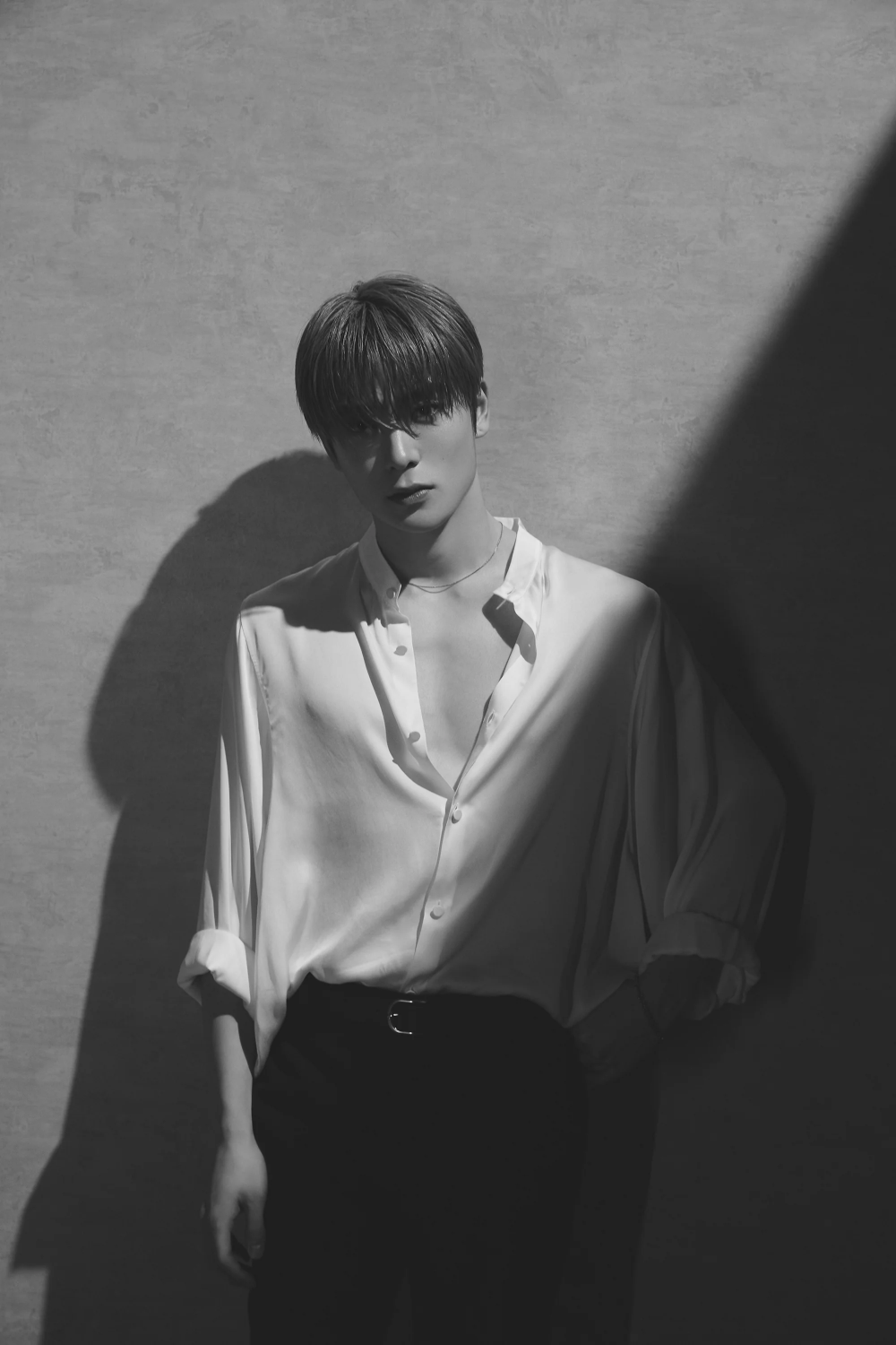 NCT's DoJaeJung looks chic in black and white in the new teaser photos ...