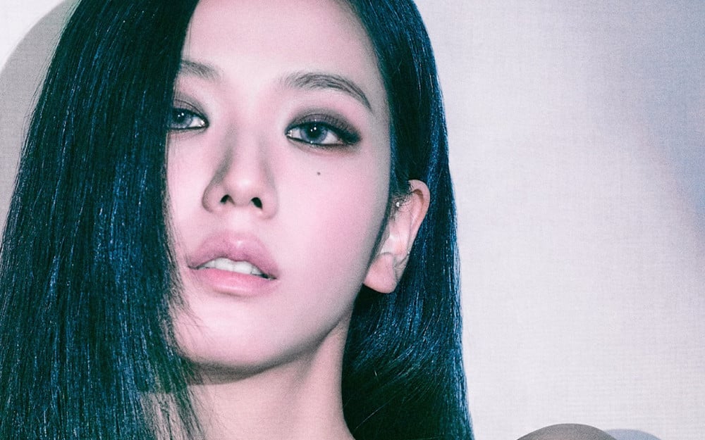 BLACKPINK's Jisoo exudes charisma in smokey makeup in the second ...