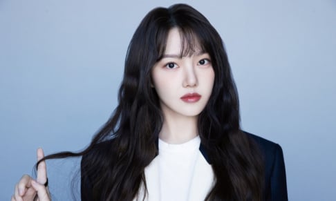 GFriend (Girlfriend), Yerin