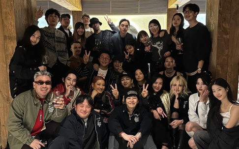 Taeyang, G-Dragon, BTS, Jimin, RM (Rap Monster), Code Kunst, Jeon So Mi, Jo Se Ho, LE SSERAFIM, Kazuha, Huh Yunjin, Lee Soo Hyuk