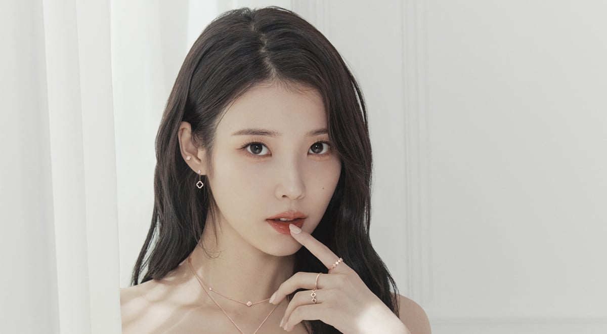 An anonymous individual has reportedly filed charges against singer IU for plagiarizing 6 songs including Red 'BBIBBI', 'Celebrity', & more | allkpop