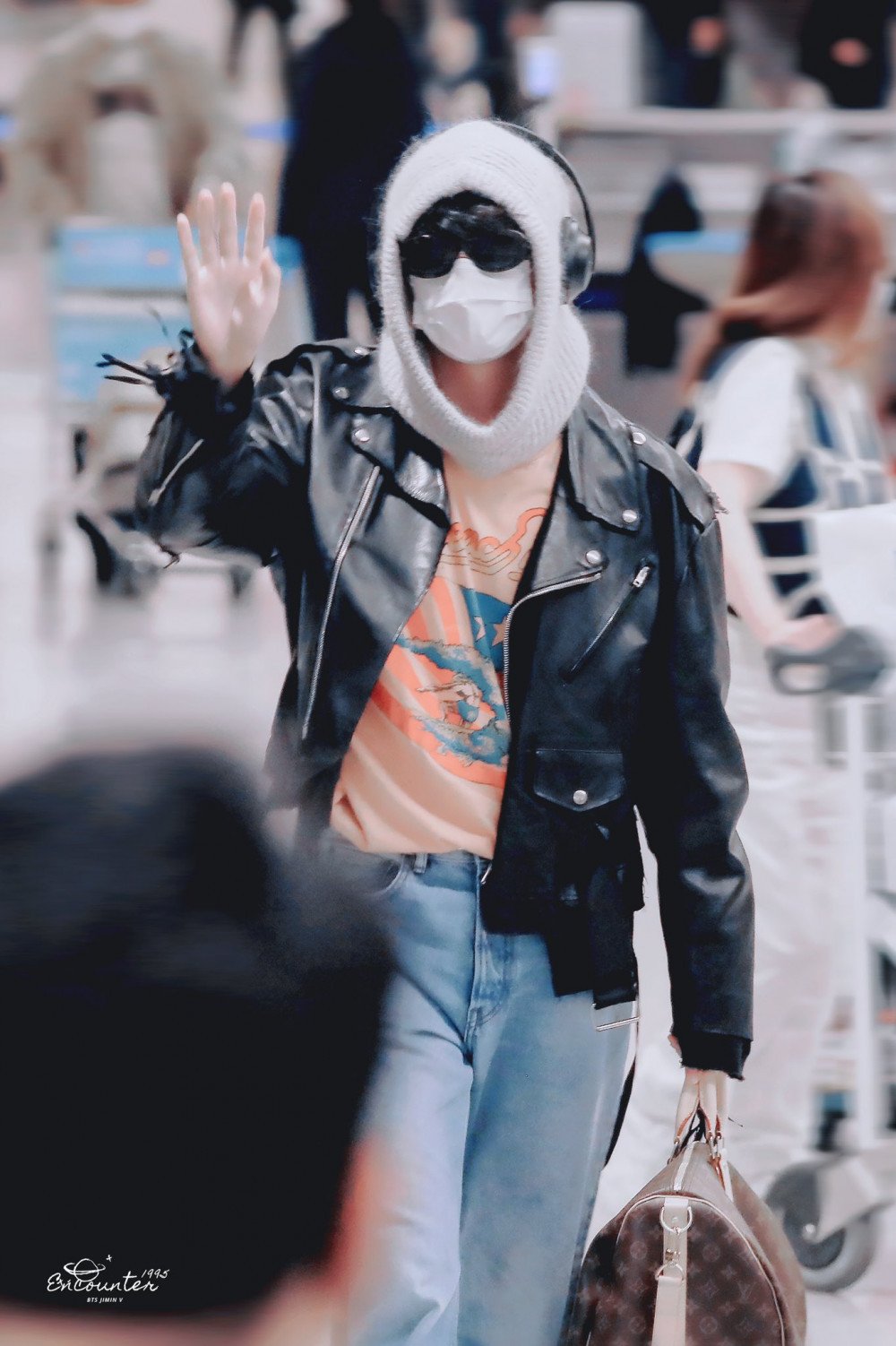 BTS' remarkable airport fashion through the years