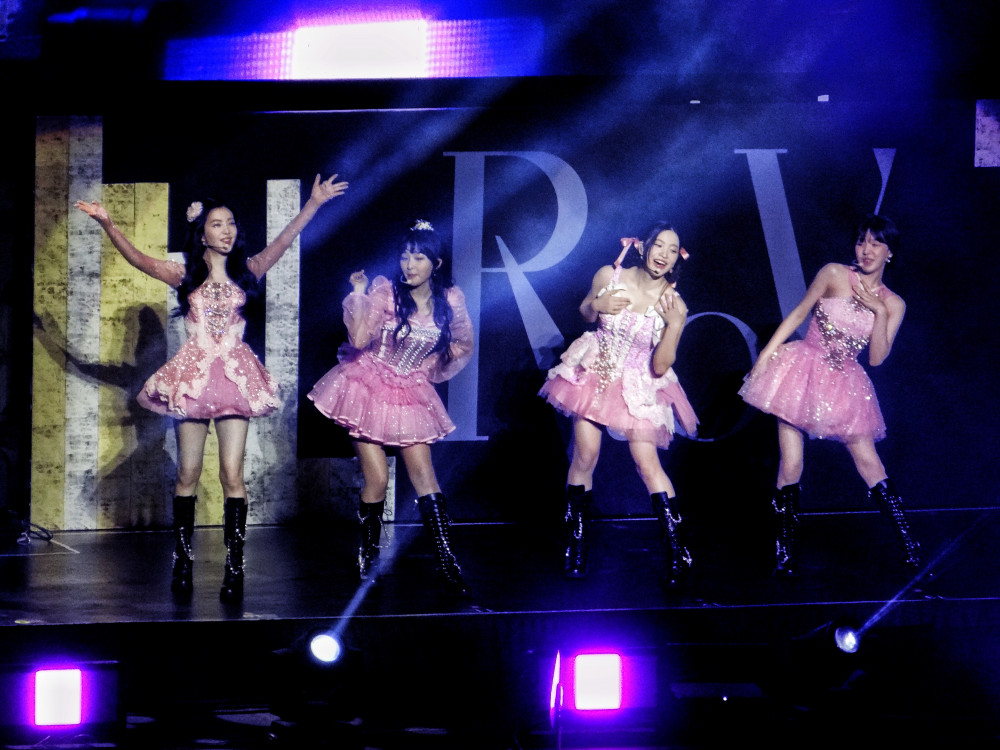 Red Velvet в Маниле: веселье и эмоциональные послания на шоу "R to V"