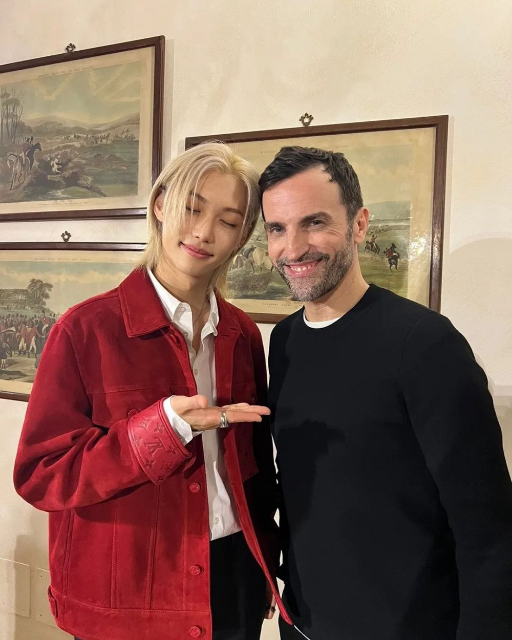 Viral Takes on X: Stray Kids' Felix wears Louis Vuitton's Ready to Wear  Suede Jacket for LV's Cruise 2024 show in Italy.  /  X