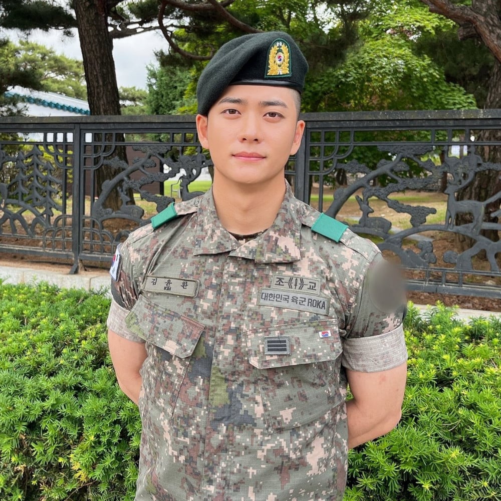 Kang Tae Oh gives a moving presentation for South Korea's Memorial Day ...