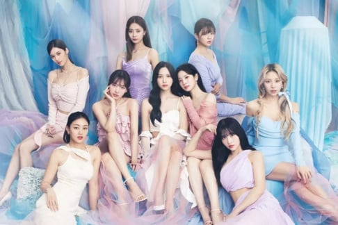 TWICE, Nayeon, Jeongyeon, Momo, Sana, Jihyo, Mina, Dahyun, Chaeyoung, Tzuyu