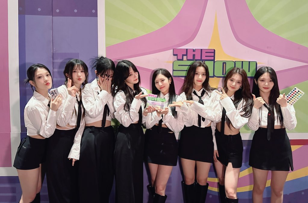 fromis_9 take home 1st win for ‘#menow’ on this week’s ‘The Show’ | allkpop