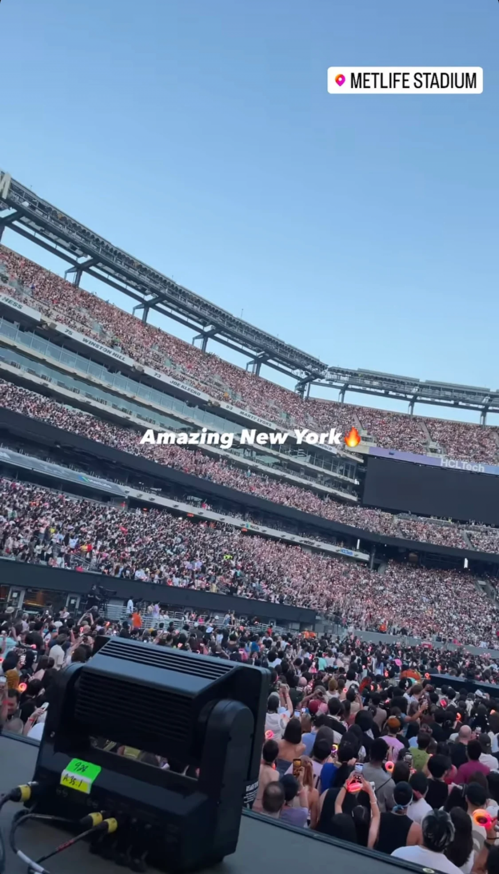 K-netizens impressed by TWICE's world tour venue sizes