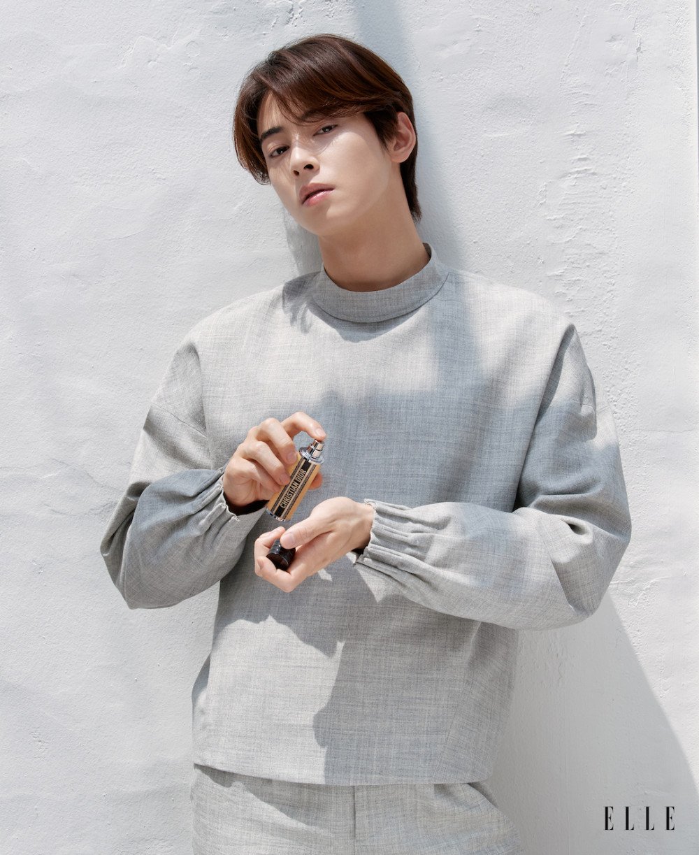 Cha Eun Woo melts hearts with enticing fragrance pictorial for