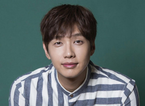 Ji Hyun Woo