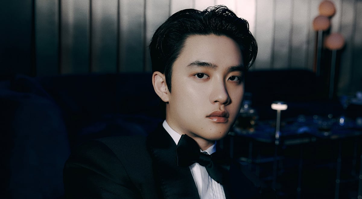 EXO's D.O. allegedly spotted smoking an e-cigarette in a music program  waiting area | allkpop