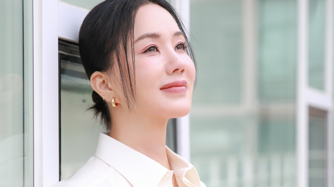 Uhm Jung Hwa in talks to star in the KBS drama series allkpop