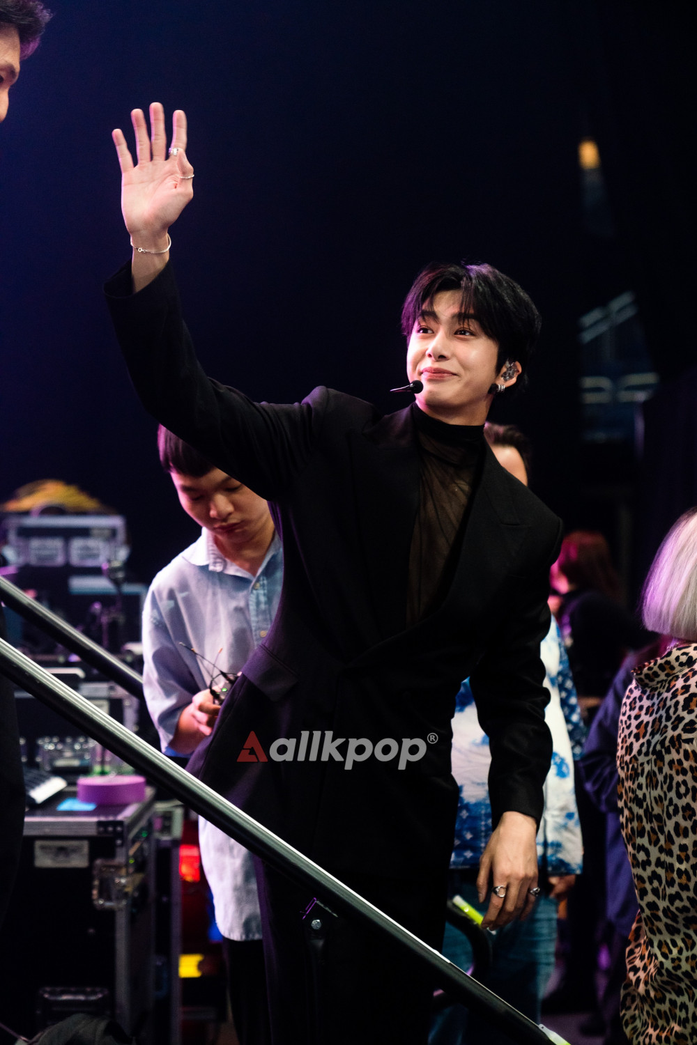 [ФОТО] Шону и Хёнвон из MONSTA X + Вонён и Юджин из IVE на шоу Krazy K-Pop Super Concert