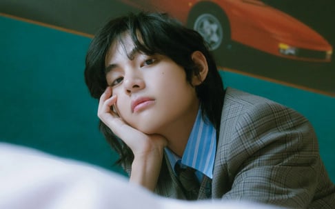 BTS, V