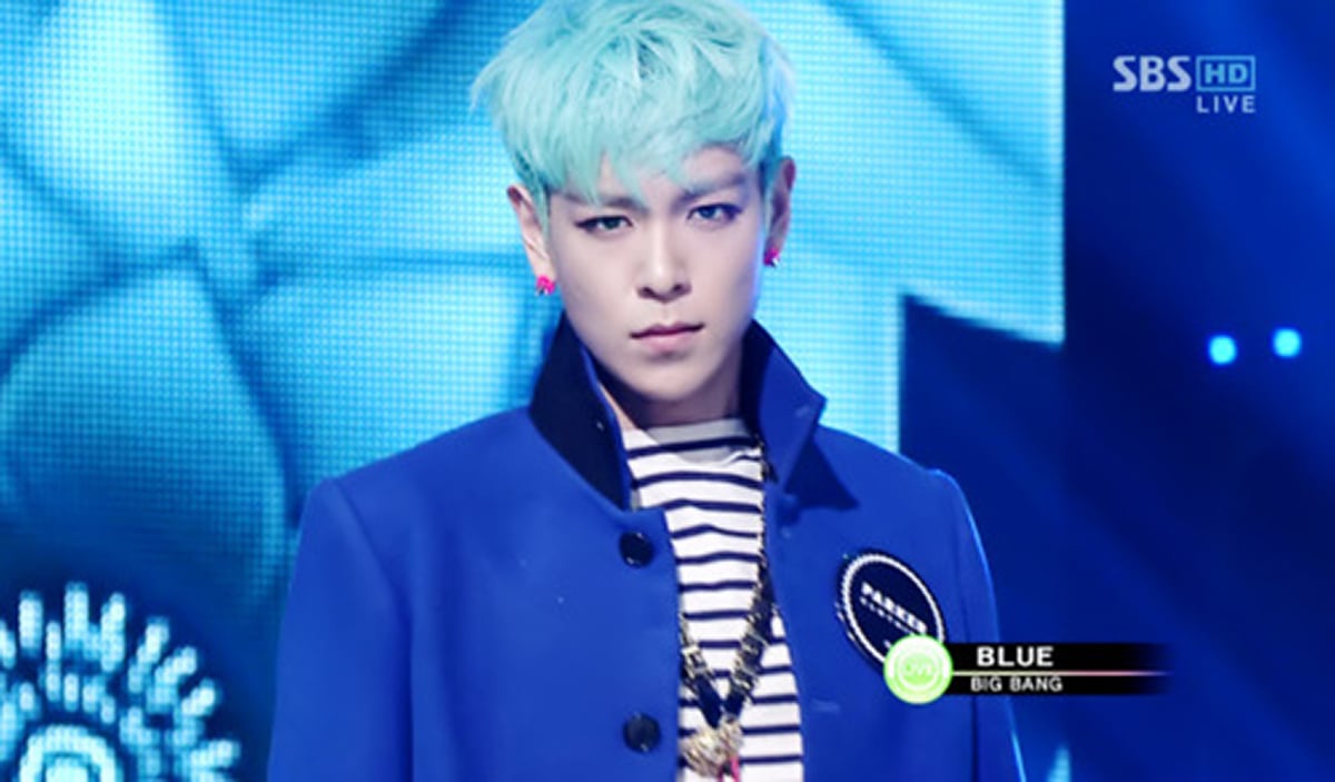 Bold in Blue KStars Commanding the Spotlight with Electric Hair Color