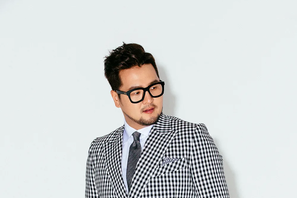 Unlicensed ambulance driver paid to drive g o d s kim tae woo to an